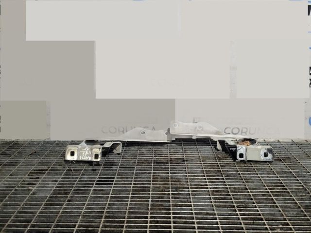 bontott NISSAN QASHQAI Motorháztető Zsanér Pár