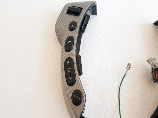 bontott NISSAN QASHQAI Multikormány Kapcsoló Pár