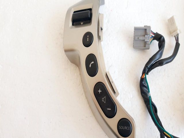 bontott NISSAN QASHQAI Multikormány Kapcsoló Pár