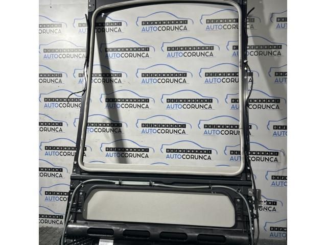 bontott NISSAN QASHQAI Panoráma Tető