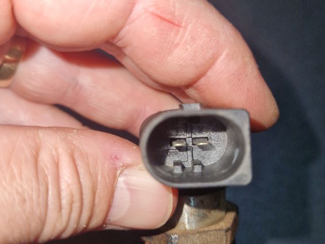 bontott NISSAN QASHQAI Porlasztó Elektronika