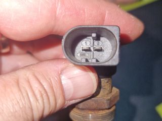 bontott NISSAN QASHQAI Porlasztó Elektronika