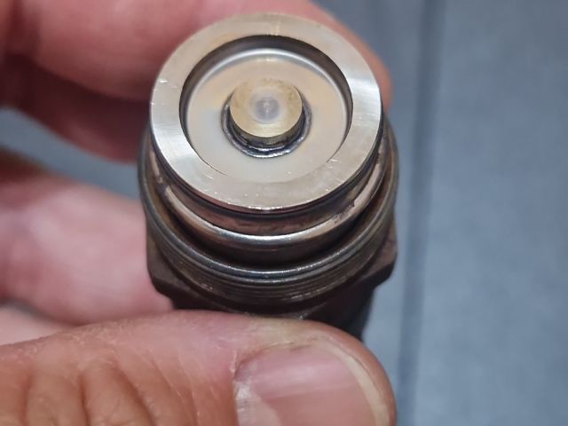 bontott NISSAN QASHQAI Porlasztó Elektronika