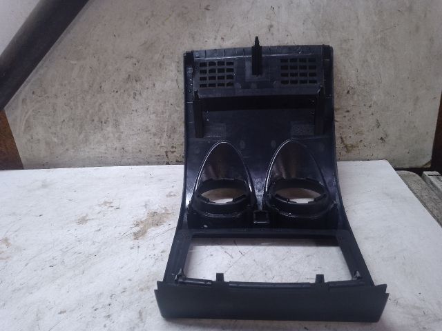 bontott NISSAN QASHQAI Rádió / CD Keret