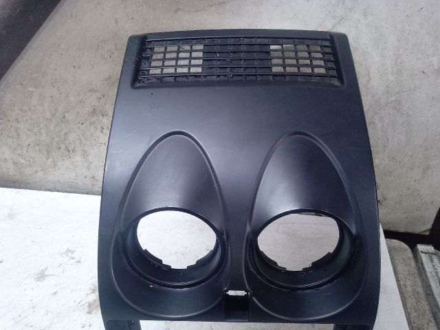 bontott NISSAN QASHQAI Rádió / CD Keret