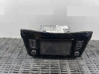 bontott NISSAN QASHQAI Rádió / CD