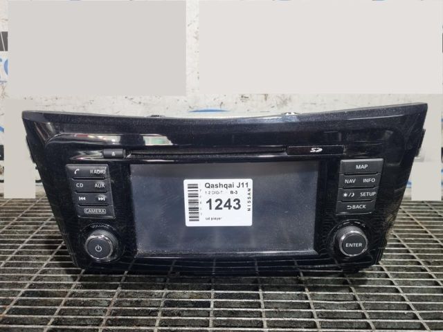 bontott NISSAN QASHQAI Rádió / CD