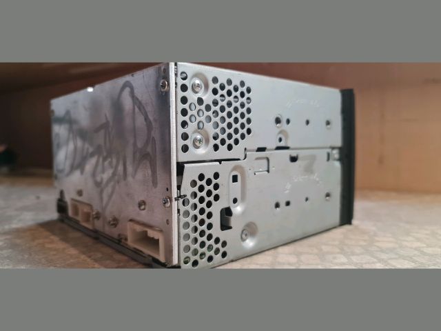 bontott NISSAN QASHQAI Rádió / CD