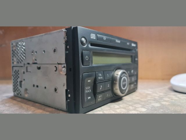 bontott NISSAN QASHQAI Rádió / CD