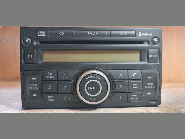 bontott NISSAN QASHQAI Rádió / CD