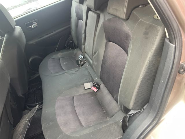 bontott NISSAN QASHQAI Rádió / CD