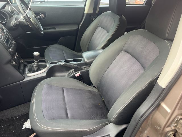 bontott NISSAN QASHQAI Rádió / CD