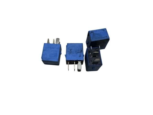 bontott NISSAN QASHQAI Relé