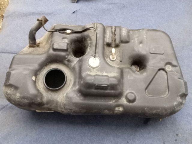 bontott NISSAN QASHQAI Tank