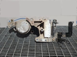 bontott NISSAN QASHQAI Tartó Bak