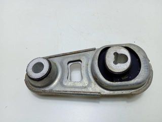 bontott NISSAN QASHQAI Tartó Bak