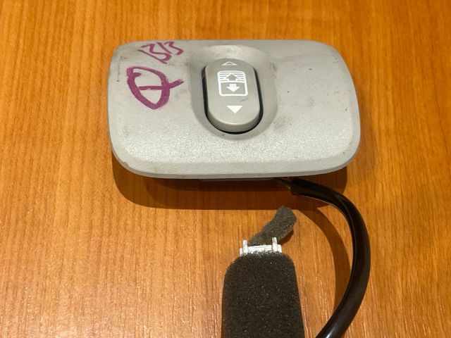 bontott NISSAN QASHQAI Tetőablak Kapcsoló