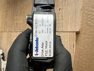 bontott NISSAN QASHQAI Tetőablak Motor