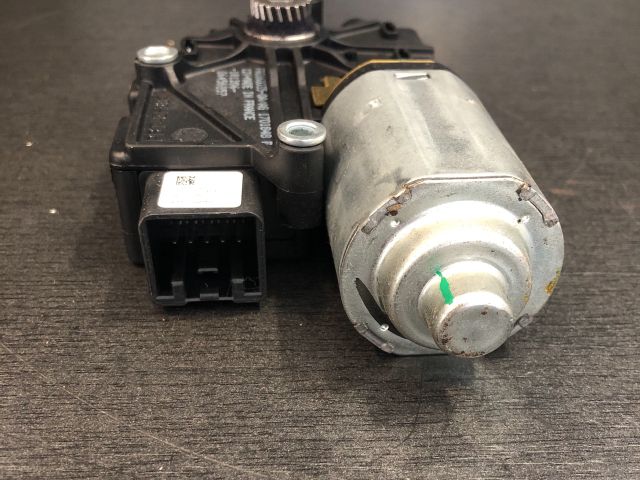 bontott NISSAN QASHQAI Tetőablak Motor