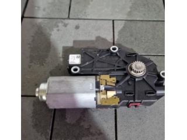 bontott NISSAN QASHQAI Tetőablak Motor