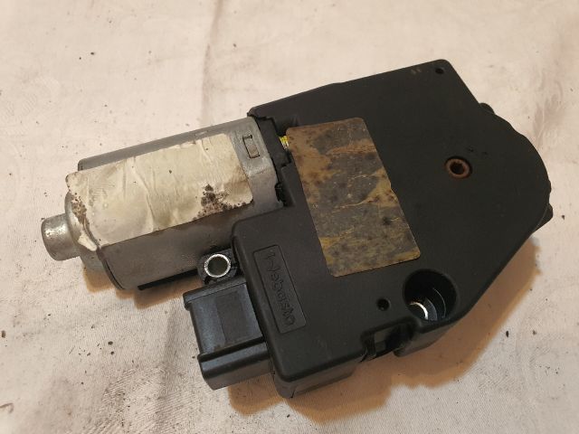 bontott NISSAN QASHQAI Tetőablak Motor