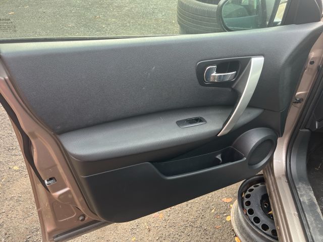 bontott NISSAN QASHQAI Tetőkárpit