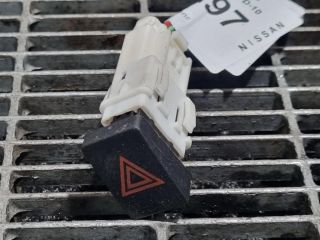 bontott NISSAN QASHQAI Vészvillogó Kapcsoló