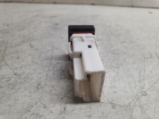 bontott NISSAN QASHQAI Vészvillogó Kapcsoló