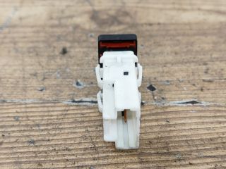 bontott NISSAN QASHQAI Vészvillogó Kapcsoló