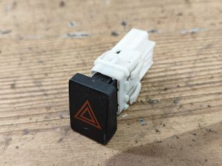 bontott NISSAN QASHQAI Vészvillogó Kapcsoló