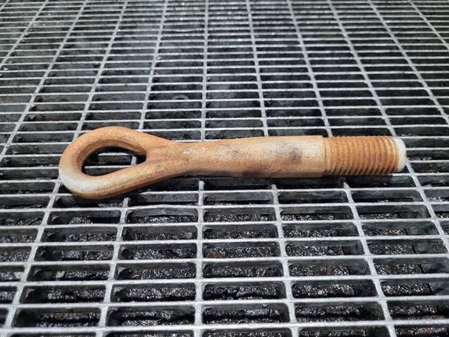 bontott NISSAN QASHQAI Vonóhorog