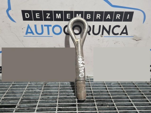 bontott NISSAN QASHQAI Vonóhorog