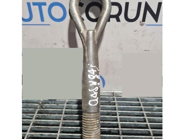 bontott NISSAN QASHQAI Vonóhorog