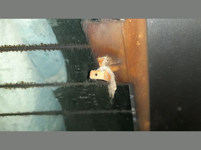 bontott NISSAN SERENA Hátsó Szélvédő