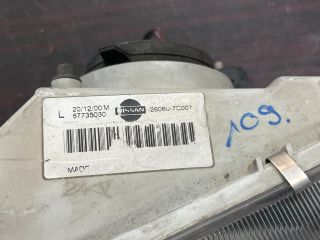 bontott NISSAN SERENA Jobb Fényszóró