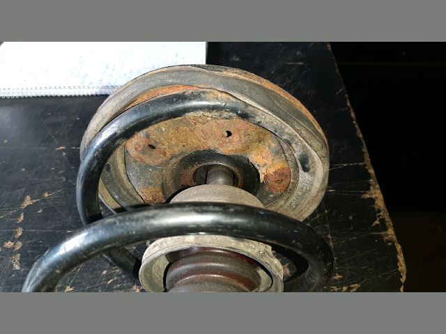 bontott NISSAN SUNNY Jobb első Gólyaláb (Lengécsillapító, Rugó)