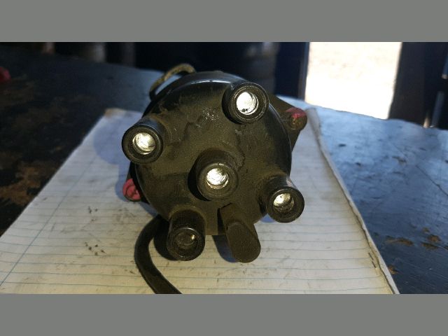 bontott NISSAN SUNNY Gyújtáselosztó