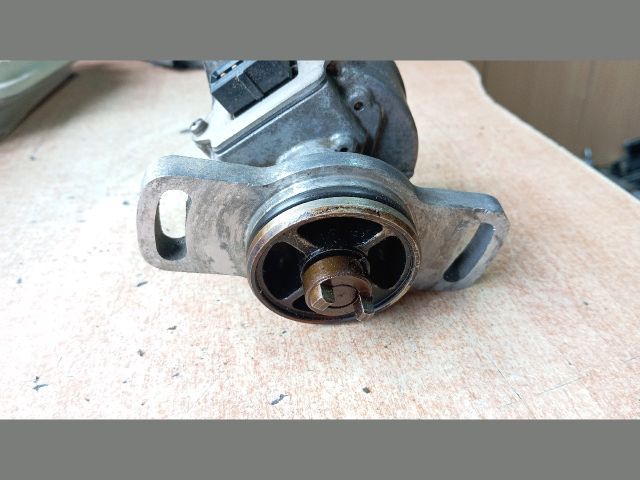 bontott NISSAN SUNNY Gyújtáselosztó