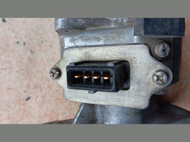 bontott NISSAN SUNNY Gyújtáselosztó