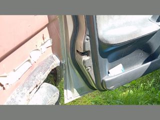 bontott NISSAN SUNNY Bal első Ajtó (Üres lemez)