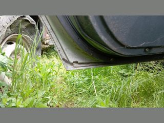 bontott NISSAN SUNNY Bal hátsó Ajtó (Üres lemez)