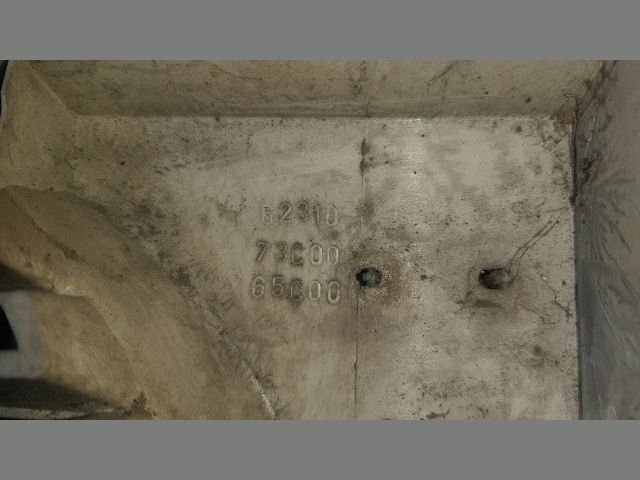 bontott NISSAN SUNNY Hűtőrács