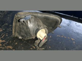 bontott NISSAN SUNNY Jobb első Irányjelző