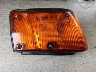 bontott NISSAN SUNNY Jobb első Irányjelző