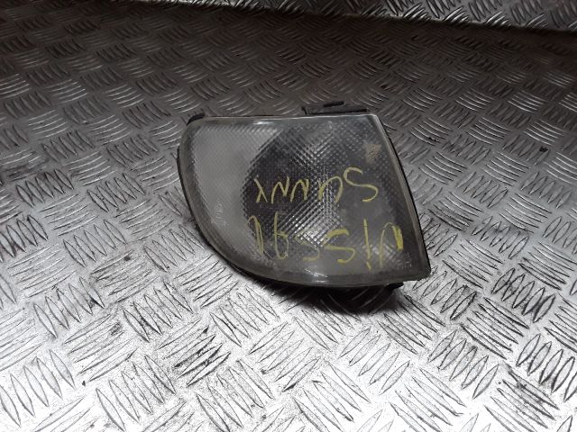 bontott NISSAN SUNNY Jobb első Irányjelző