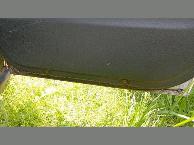 bontott NISSAN SUNNY Jobb hátsó Ajtó (Üres lemez)