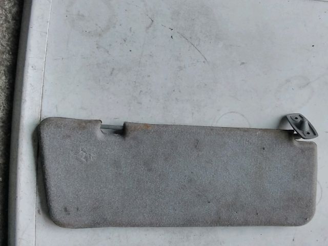 bontott NISSAN TERRANO Bal Napellenző