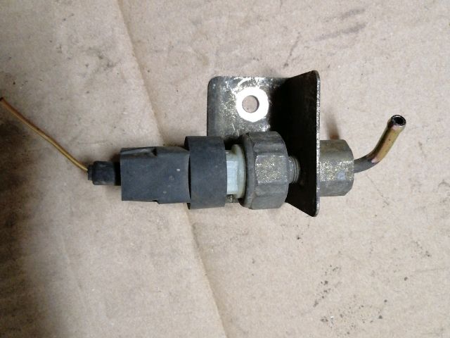 bontott NISSAN TERRANO Fékrásegítő Nyomásérzékelő