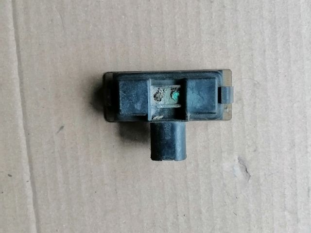 bontott NISSAN TERRANO Hátsó Rendszámtábla Világítás