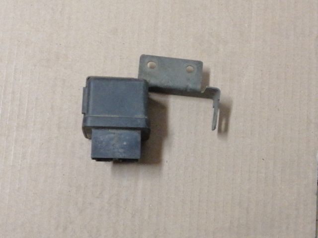 bontott NISSAN TERRANO Izzító Relé